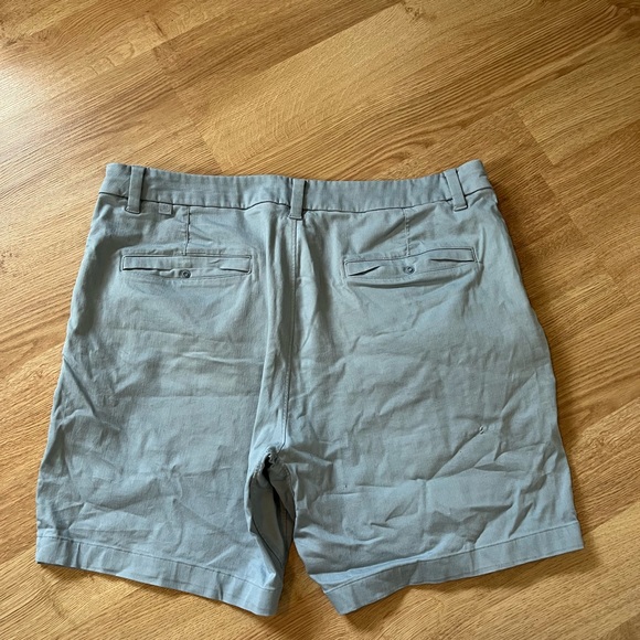 Lululemon Commission Short - Picture 5 of 5